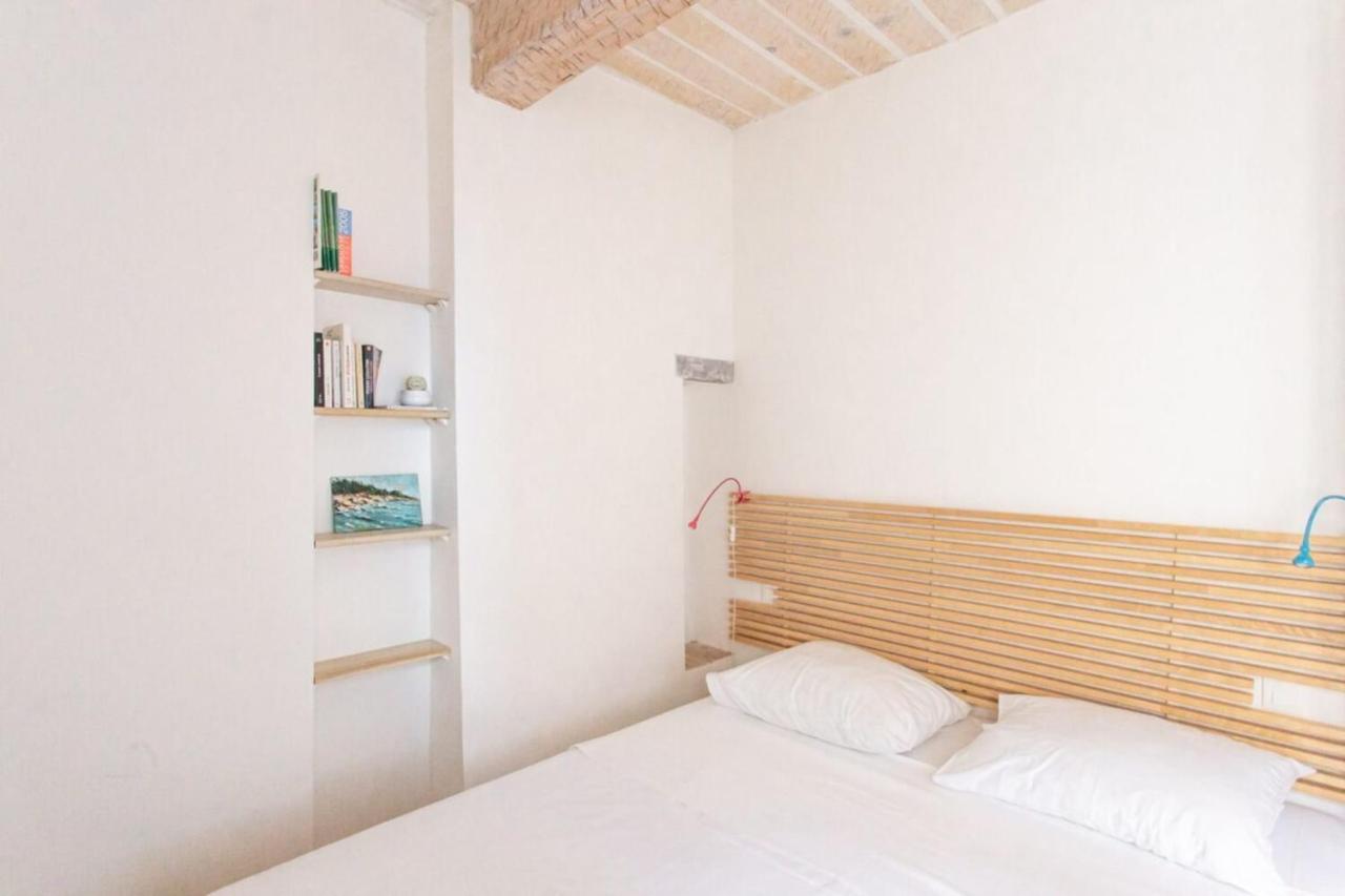 2-Star Apartment Close To Beaches And All Amenities 昂蒂布 外观 照片